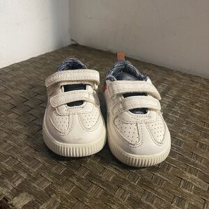 Baby carters sneakers 5